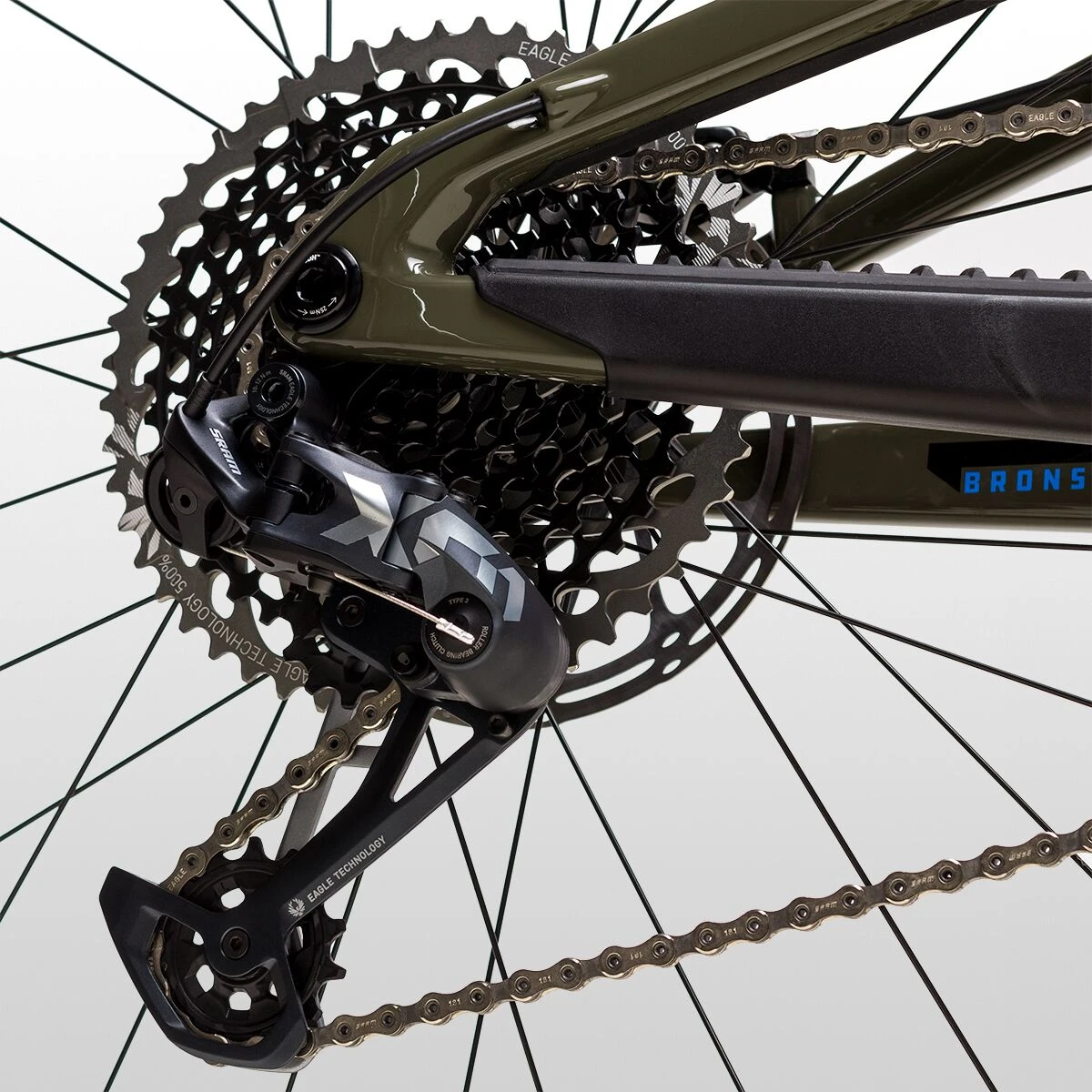 Santa Cruz Bicycles Bronson Carbon CC X01 Eagle Mountain Bike 9 Santa Cruz Bicycles Bronson Carbon CC X01 Eagle Mountain Bike - Image 9