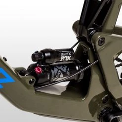 Santa Cruz Bicycles Bronson Carbon R Mountain Bike -Yeticycle Store GLOMOS D2